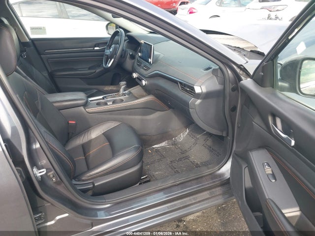 1N4BL4CV8MN415127 Nissan Altima Sr Fwd