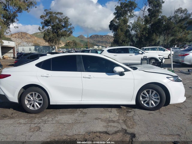 Aukcja sprzedaży 2025 Toyota Camry Le, vin: 4T1DAACK6SU203693, numer aukcji: 44041223
