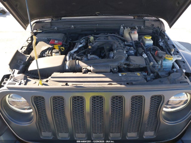 1C4HJXDG2NW152608 Jeep Wrangler Unlimited Sport S 4x4