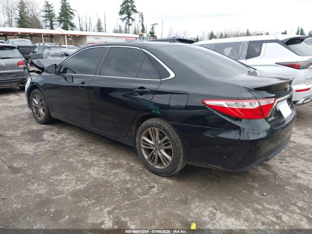 4T1BF1FK1HU421649 Toyota CAMRY SE