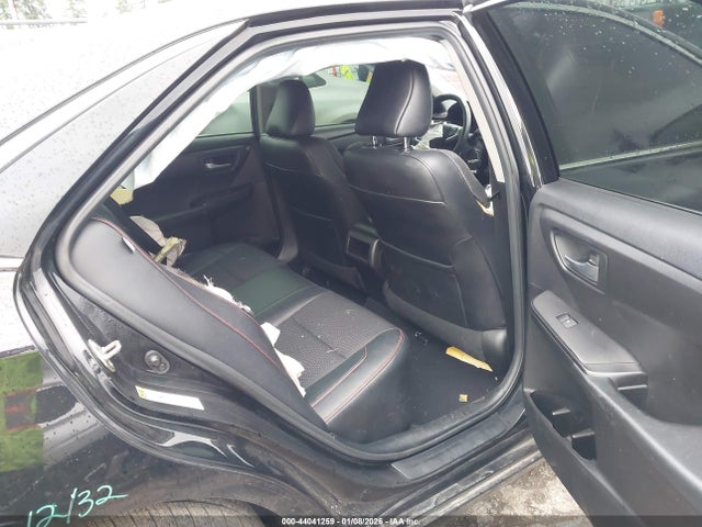 4T1BF1FK1HU421649 Toyota CAMRY SE