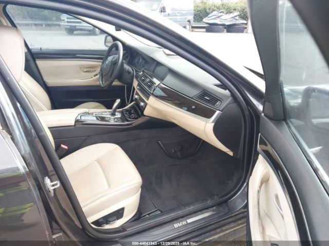 2012 BMW 528I WBAXG5C50CDX02070 Photo 4