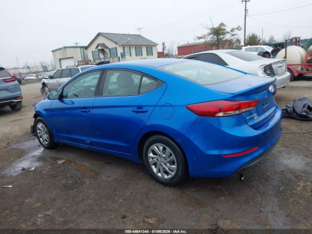 2018 HYUNDAI ELANTRA KMHD74LF2JU657411 Photo 2