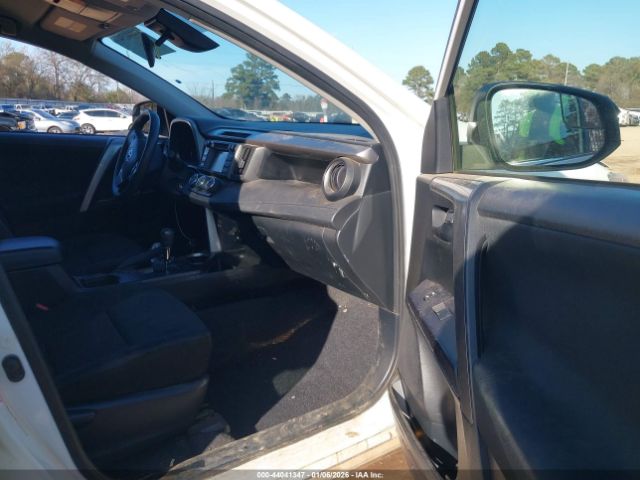 2018 TOYOTA RAV4 JTMZFREVXJJ735448 Photo 4