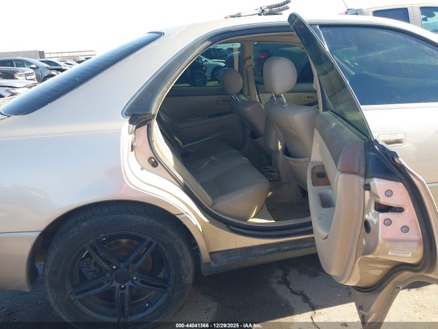 2000 Lexus Es 300 მანქანა იყიდება აუქციონზე, vin: JT8BF28G4Y5076175, აუქციონის ნომერი: 44041366