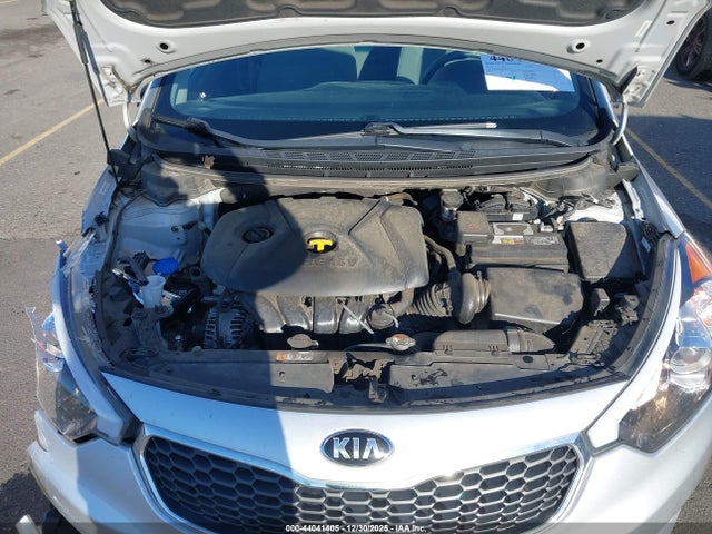 KIA FORTE LX 2015 KNAFK4A66F5312752 Image 10