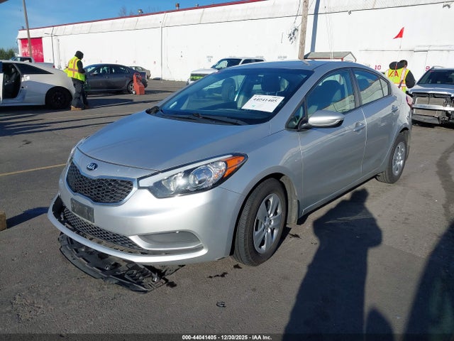 KIA FORTE LX 2015 KNAFK4A66F5312752 Image 2