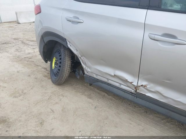 2020 HYUNDAI TUCSON KM8J23A41LU083142 Photo 5