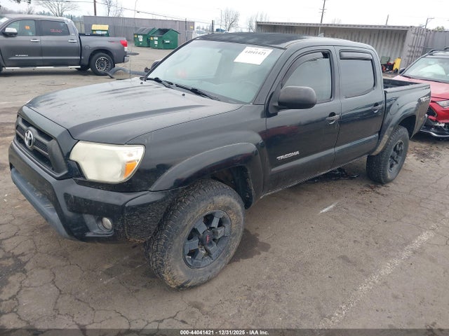 44041421 :رقم المزاد ، 3TMLU4EN6CM083223 vin ، 2012 Toyota Tacoma Base V6 مزاد بيع