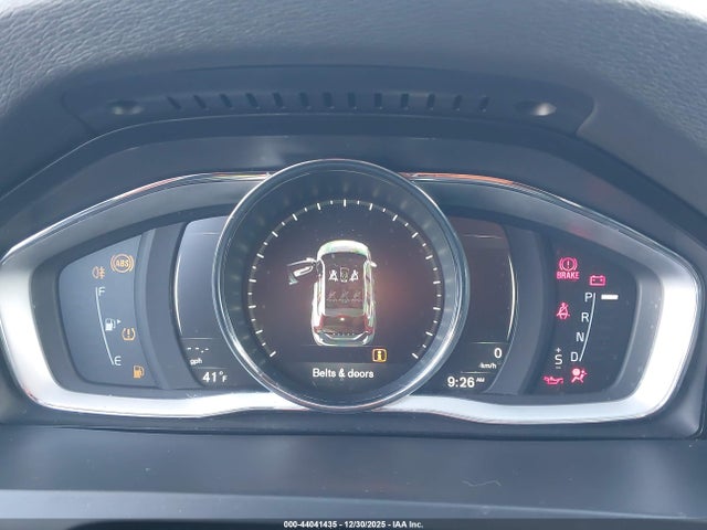 YV440MWK3J2044997 Volvo V60 Cross Country T5