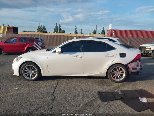Lexus IS 200T 2017 JTHBA1D24H5040098 Image 15