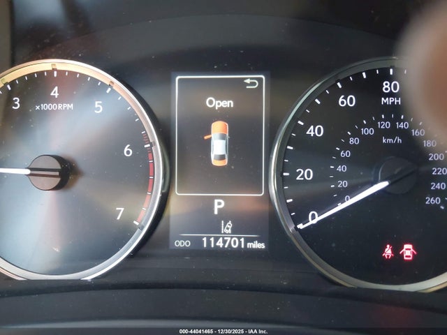 Lexus IS 200T 2017 JTHBA1D24H5040098 Image 16