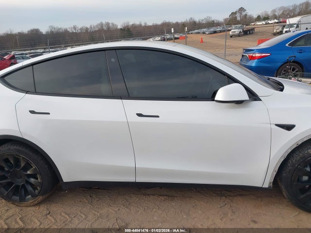 5YJYGDEE0MF245804 Tesla Model Y Long Range Dual Motor All-wheel Drive