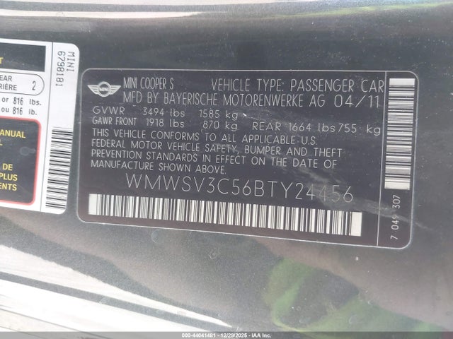 2011 MINI COOPER S WMWSV3C56BTY24456 Photo 8