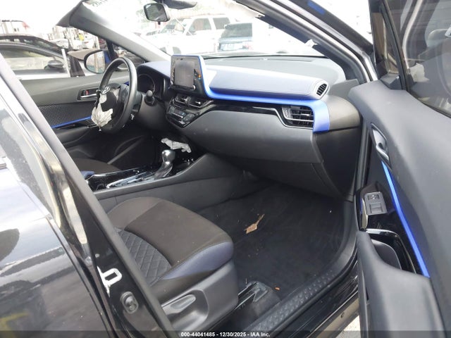 2020 TOYOTA C-HR JTNKHMBX1L1076744 Photo 4