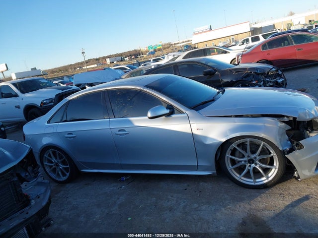 44041492 :رقم المزاد ، WAUEFAFL6CN003324 vin ، 2012 Audi A4 2.0t Premium مزاد بيع
