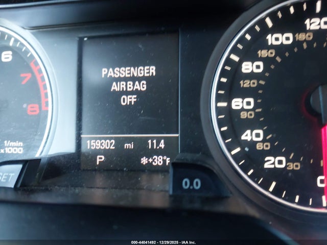 44041492 :رقم المزاد ، WAUEFAFL6CN003324 vin ، 2012 Audi A4 2.0t Premium مزاد بيع