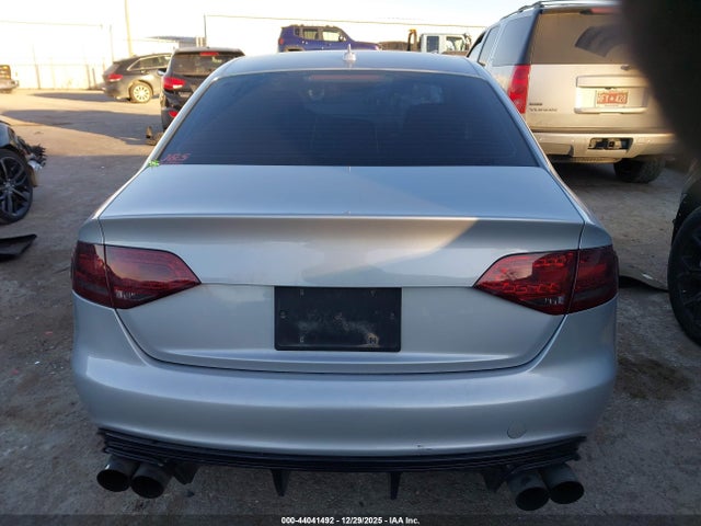44041492 :رقم المزاد ، WAUEFAFL6CN003324 vin ، 2012 Audi A4 2.0t Premium مزاد بيع