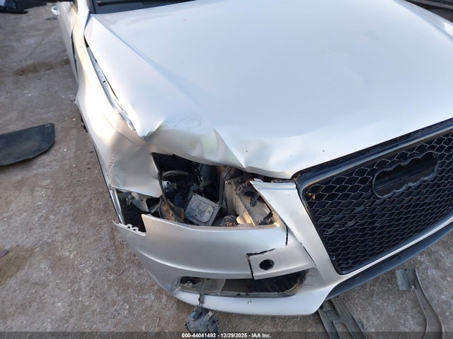 44041492 :رقم المزاد ، WAUEFAFL6CN003324 vin ، 2012 Audi A4 2.0t Premium مزاد بيع