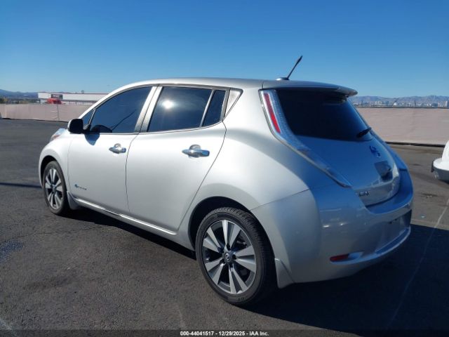 2016 NISSAN LEAF 1N4BZ0CP8GC308555 Photo 2