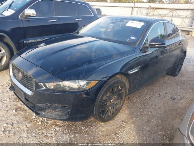 2017 JAGUAR XE SAJAR4BG3HA977586 Photo 1