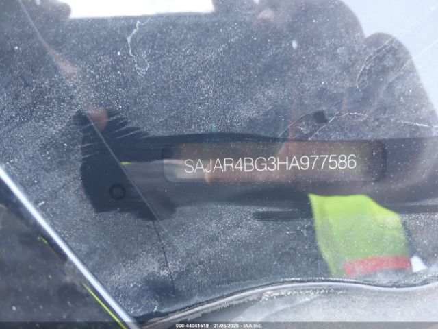 2017 JAGUAR XE SAJAR4BG3HA977586 Photo 8