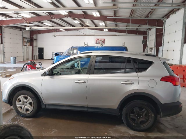 Toyota RAV4 LE 2015 2T3BFREV3FW292702 Image 14