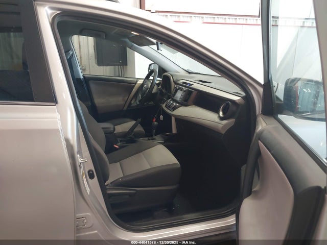 Toyota RAV4 LE 2015 2T3BFREV3FW292702 Image 5