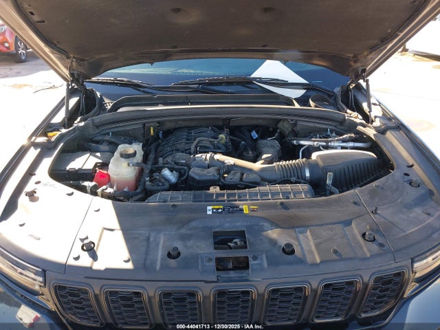 1C4RJGAG4N8600568 Jeep Grand Cherokee Altitude 4x2