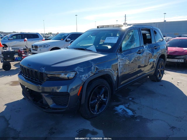 1C4RJGAG4N8600568 Jeep Grand Cherokee Altitude 4x2
