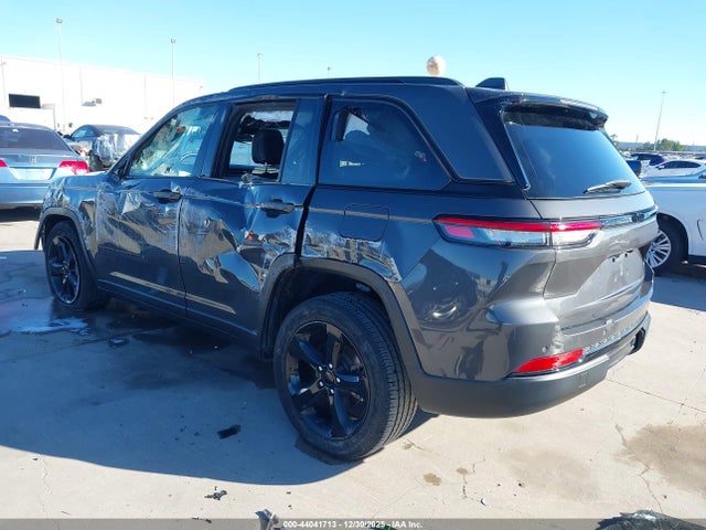 1C4RJGAG4N8600568 Jeep Grand Cherokee Altitude 4x2