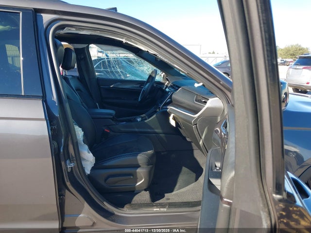 1C4RJGAG4N8600568 Jeep Grand Cherokee Altitude 4x2