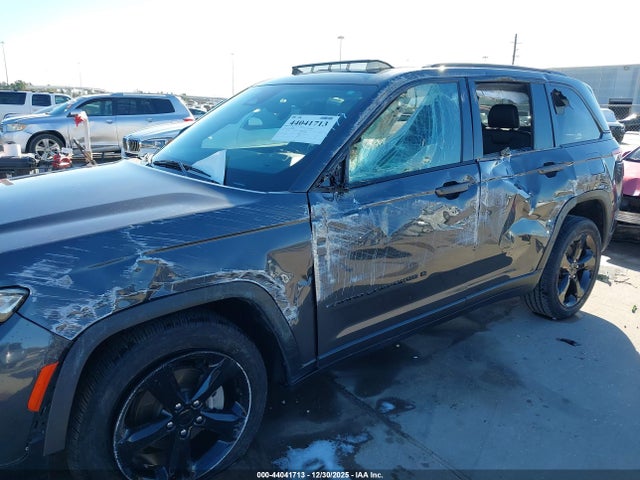 1C4RJGAG4N8600568 Jeep Grand Cherokee Altitude 4x2