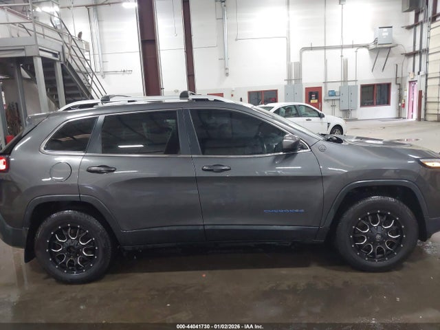 44041730 :رقم المزاد ، 1C4PJMLX4JD603782 vin ، 2018 Jeep Cherokee Latitude Plus 4x4 مزاد بيع