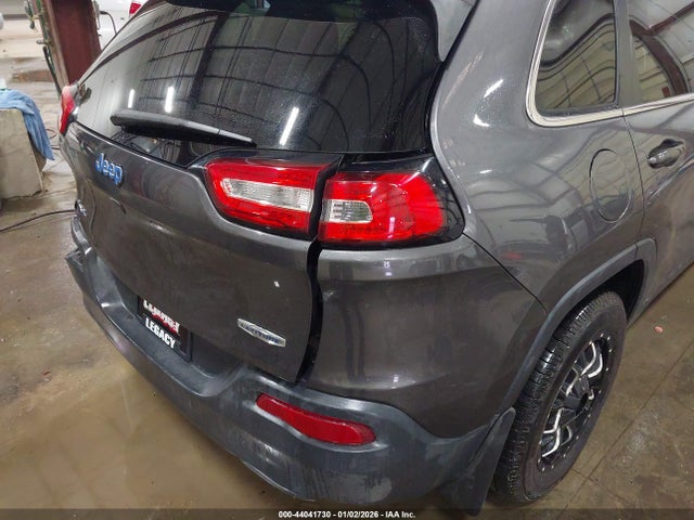 44041730 :رقم المزاد ، 1C4PJMLX4JD603782 vin ، 2018 Jeep Cherokee Latitude Plus 4x4 مزاد بيع