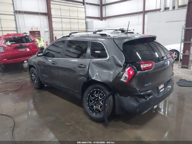 44041730 :رقم المزاد ، 1C4PJMLX4JD603782 vin ، 2018 Jeep Cherokee Latitude Plus 4x4 مزاد بيع