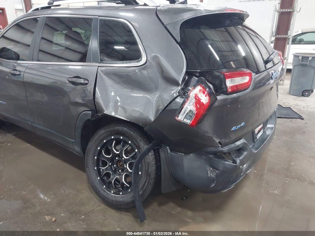 44041730 :رقم المزاد ، 1C4PJMLX4JD603782 vin ، 2018 Jeep Cherokee Latitude Plus 4x4 مزاد بيع