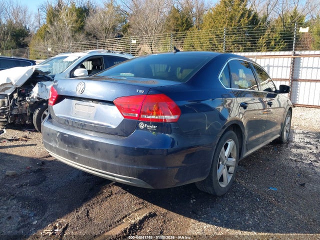 2014 VOLKSWAGEN PASSAT 1VWAT7A35EC029929 Photo 3