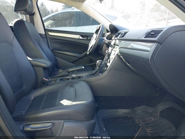 2014 VOLKSWAGEN PASSAT 1VWAT7A35EC029929 Photo 4