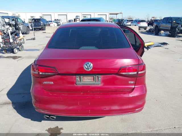 2018 Volkswagen Jetta 1.4t S მანქანა იყიდება აუქციონზე, vin: 3VW2B7AJ0JM212430, აუქციონის ნომერი: 44041768