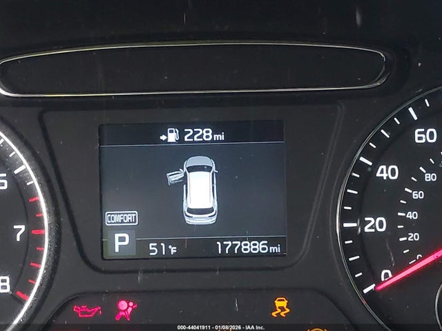 5XYPG4A34KG535324 KIA Sorento 2.4l Lx