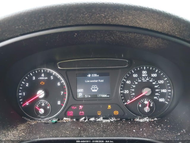 5XYPG4A34KG535324 KIA Sorento 2.4l Lx
