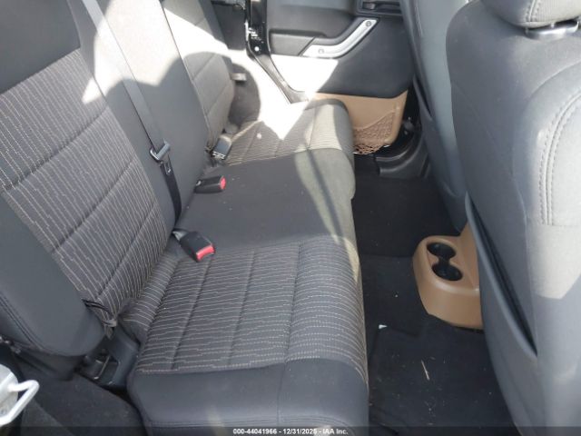 2012 JEEP WRANGLER UNLIMITED 1C4BJWEG4CL138724 Photo 7