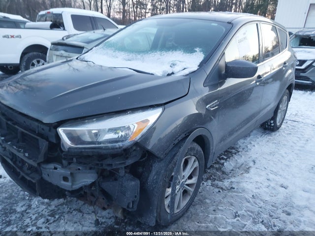 2017 FORD ESCAPE 1FMCU9GD0HUC83594 Photo 1