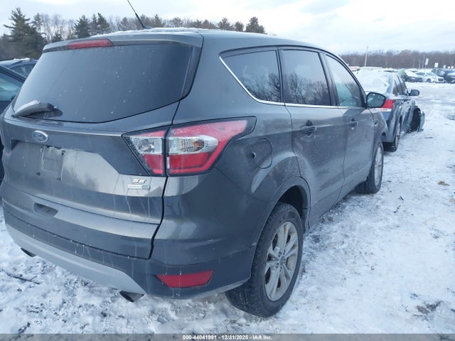 2017 FORD ESCAPE 1FMCU9GD0HUC83594 Photo 3