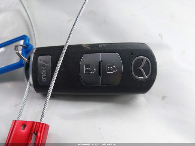 JM1BM1K72E1200330 Mazda Mazda3 I Sport