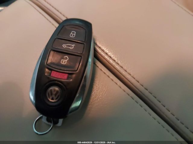 2014 VOLKSWAGEN TOUAREG WVGEF9BP7ED010507 Photo 10