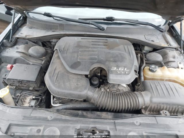 2015 CHRYSLER 300 2C3CCAAG1FH749484 Photo 9