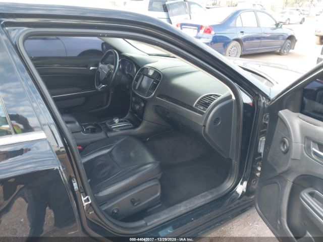 2015 CHRYSLER 300 2C3CCAAG1FH749484 Photo 4