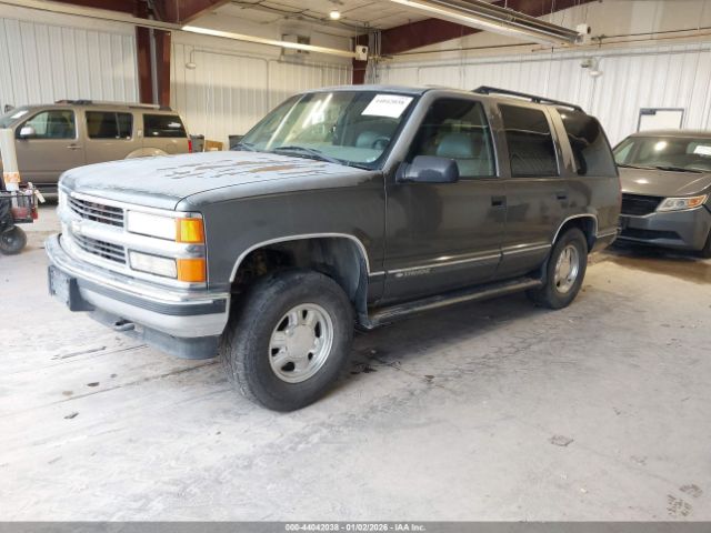 1999 CHEVROLET TAHOE 1GNEK13R0XJ508495 Photo 1